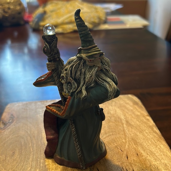 Spoontiques Wizard Owl Holding a Staph with Crystal Ball Statue Figurine Vintage - Picture 1 of 12
